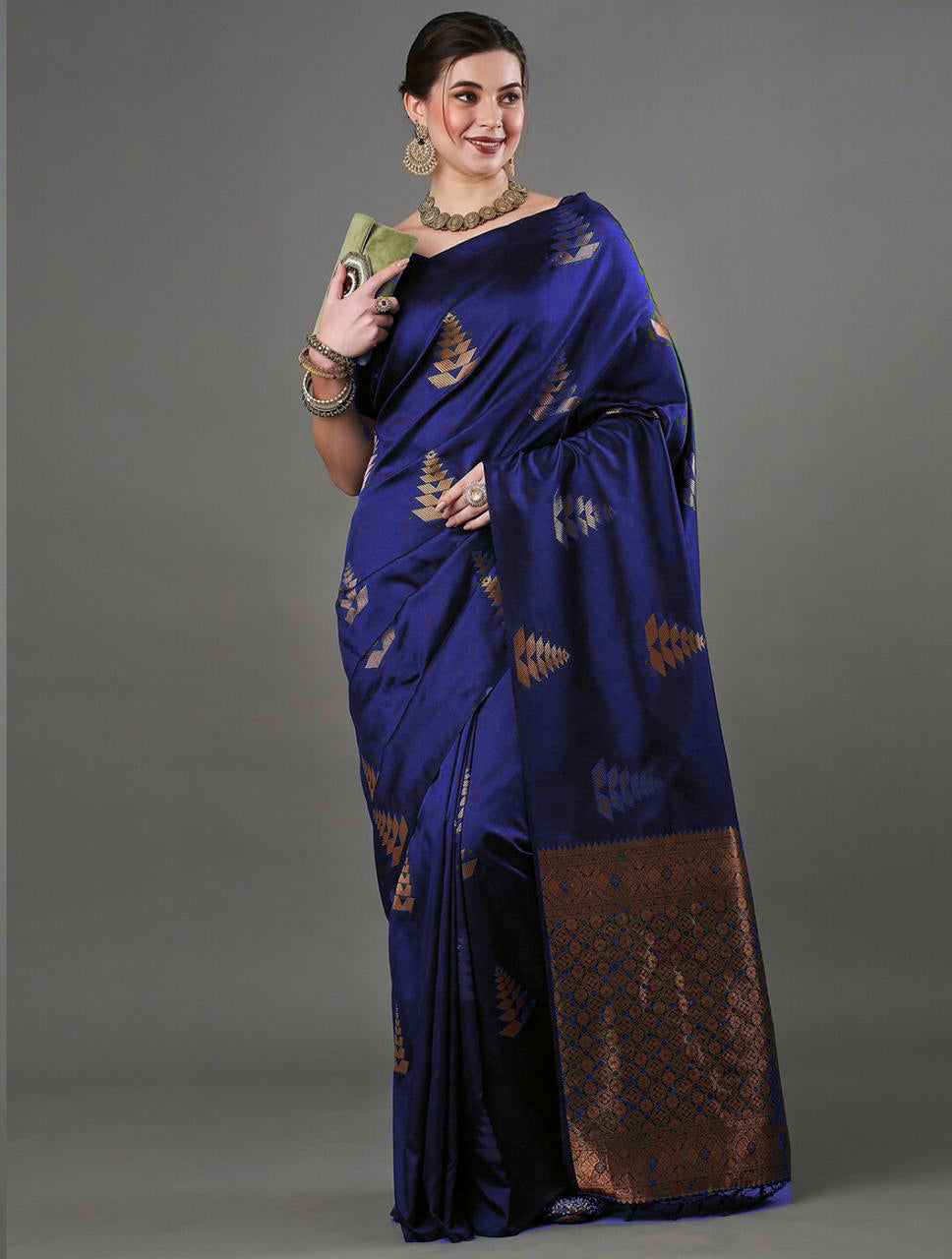 Whimsical Blue Soft Silk Saree With Smashing Blouse Piece