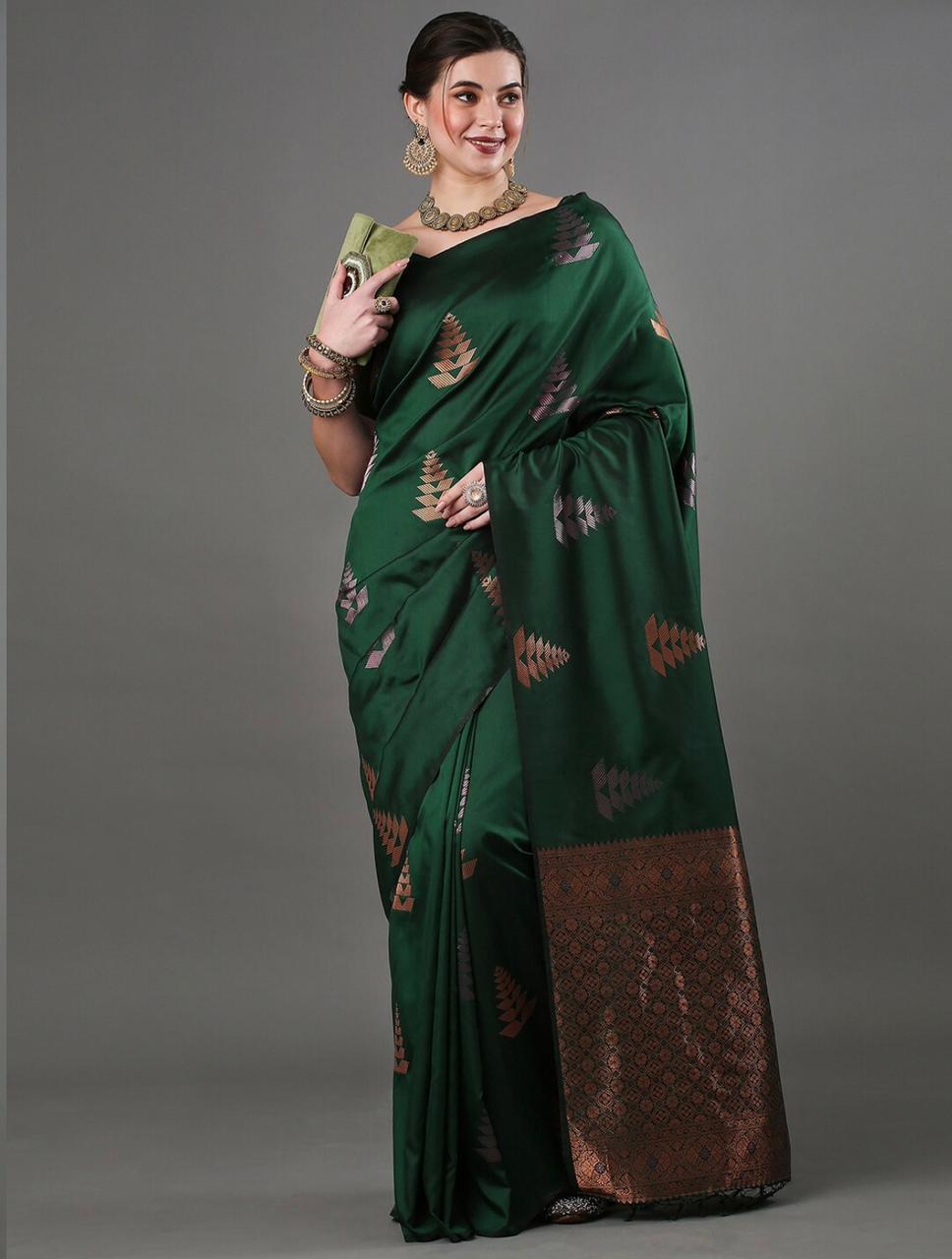 Winsome Green Soft Silk Saree With Engaging Blouse Piece