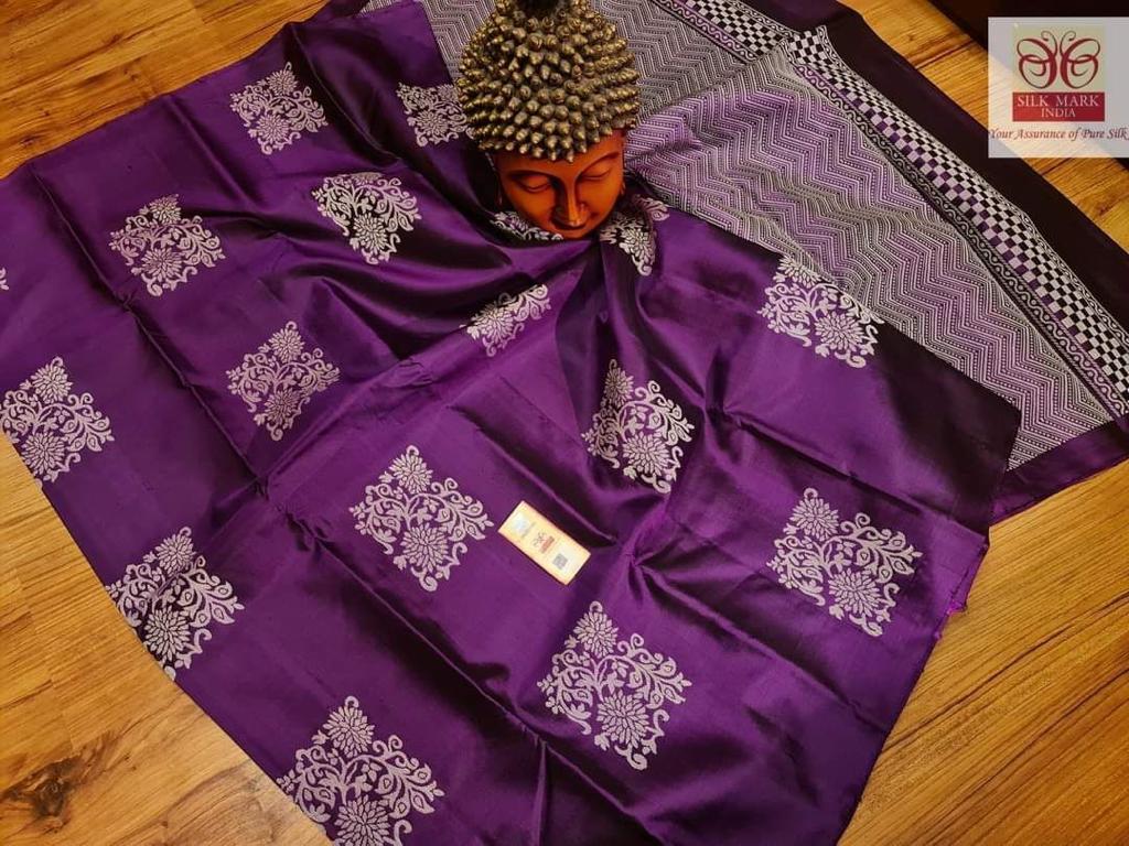 Palimpsest Purple Soft Silk Saree With Lissome Blouse Piece