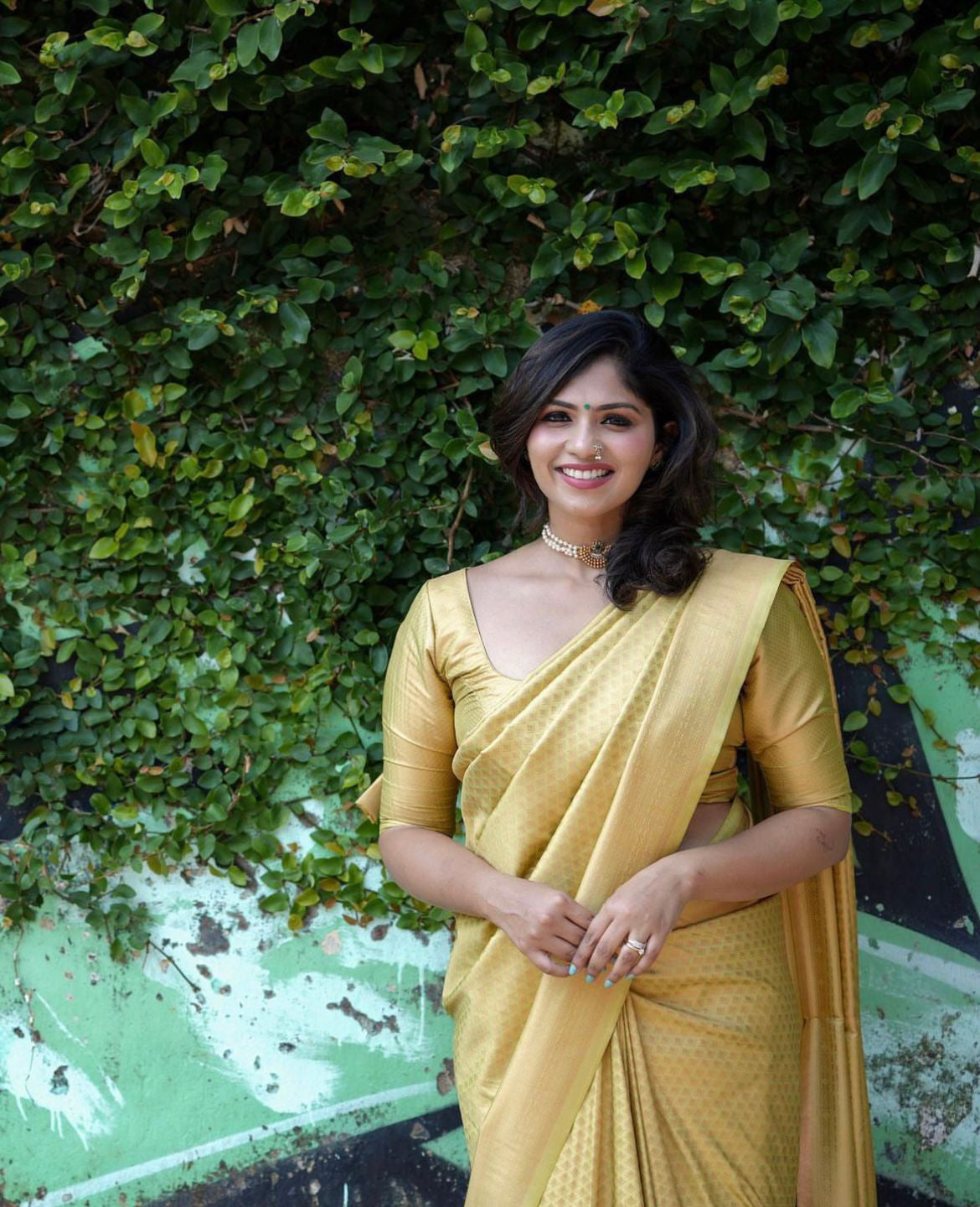 Twirling Yellow Soft Silk Saree With Effervescent Blouse Piece