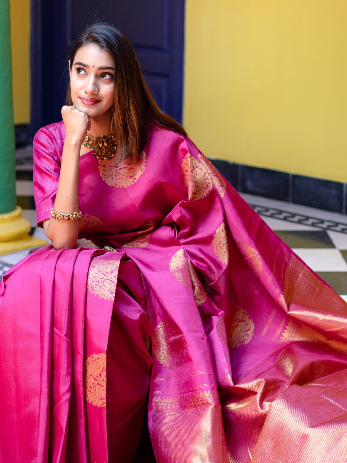 Arresting Dark Pink Soft Silk Saree With Nemesis Blouse Piece