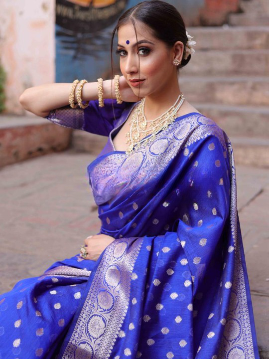 Alluring Blue Soft Silk Saree With Beleaguer Blouse Piece