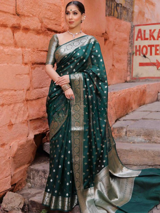 Whimsical Green Soft Silk Saree With Ailurophile Blouse Piece