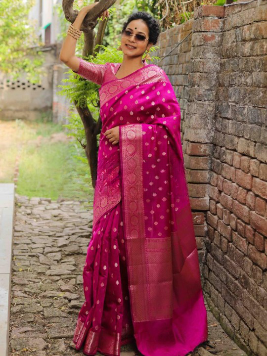 Winsome Dark Pink Soft Silk Saree With Gossamer Blouse Piece