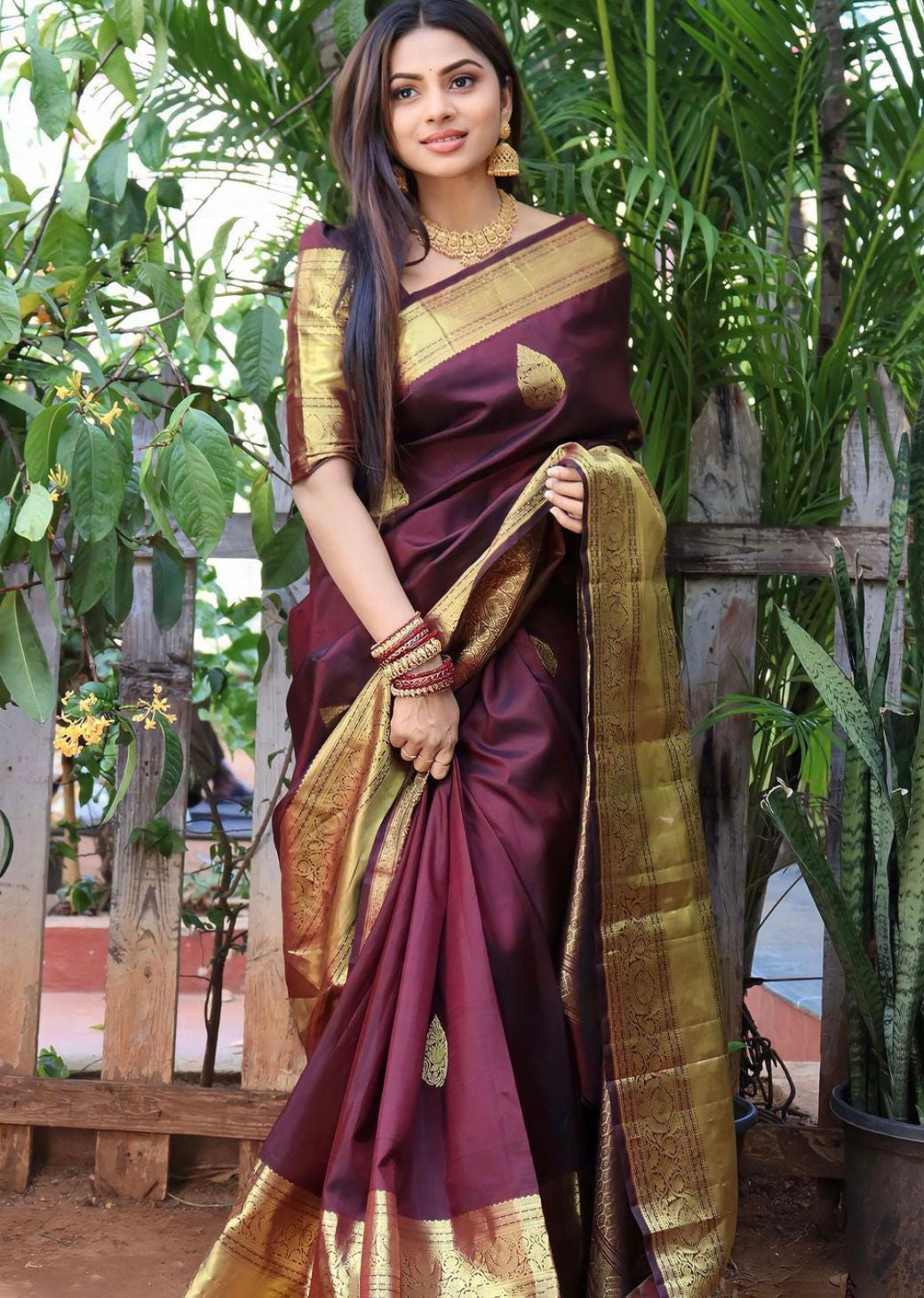 Staggering Wine Soft Silk Saree With Bewitching Blouse Piece