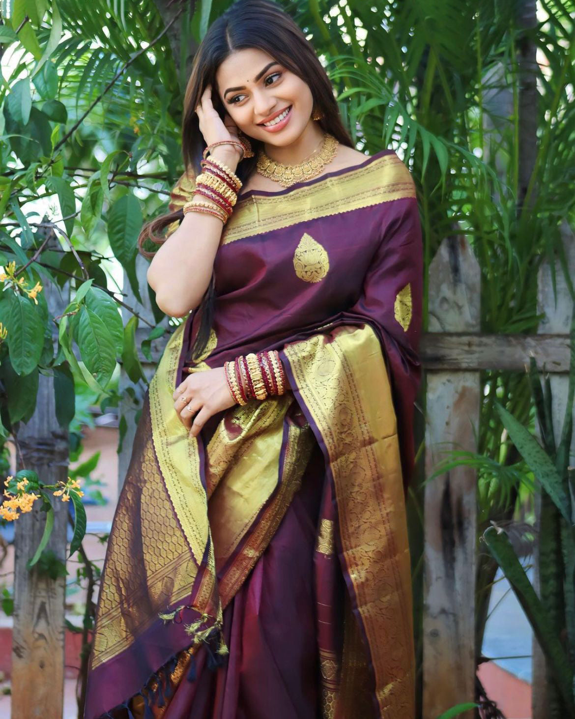 Staggering Wine Soft Silk Saree With Bewitching Blouse Piece