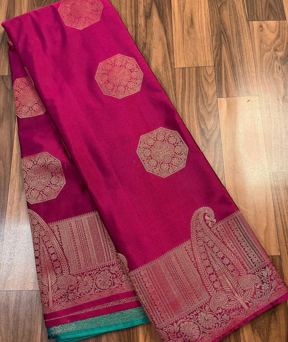 Scintilla Dark Pink Soft Silk Saree With Invaluable Blouse Piece