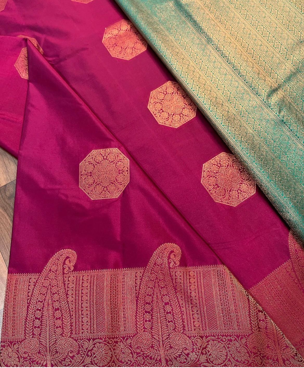 Scintilla Dark Pink Soft Silk Saree With Invaluable Blouse Piece