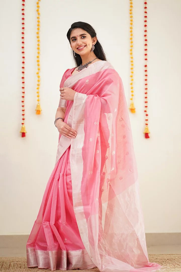 Redolent Pink Cotton Silk Saree With Admirable Blouse Piece