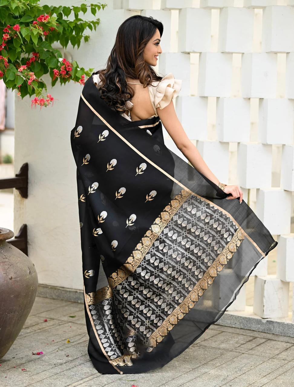 Confounding Black Soft Silk Saree With Fragrant Blouse Piece