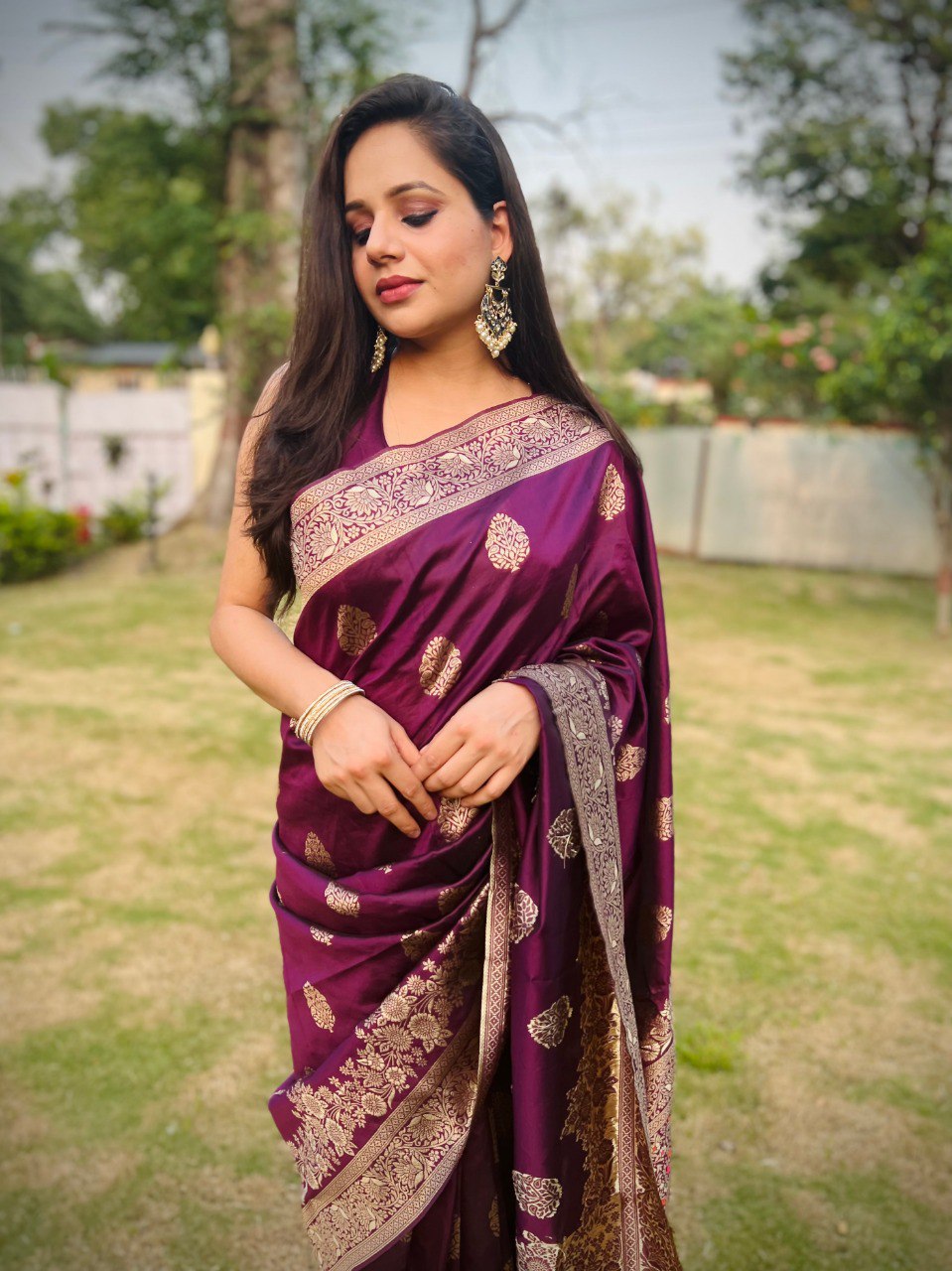 Gorgeous Wine Soft Silk Saree With Nebula Blouse Piece