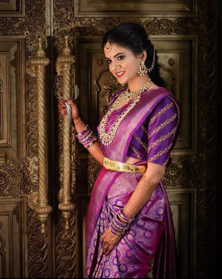 Exquisite Purple Soft Silk Saree With Entrancing Blouse Piece