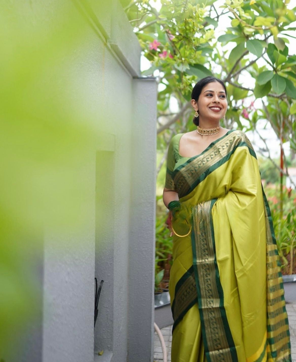 Nectarous Perrot Soft Silk Saree With Flamboyant Blouse Piece