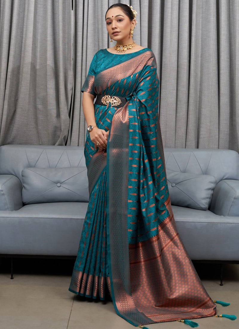 Propinquity Rama Soft Silk Saree With Appealing Blouse Piece