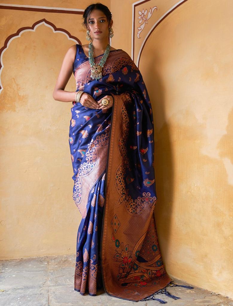 Excellent Navy Blue Soft Silk Saree With Conflate Blouse Piece