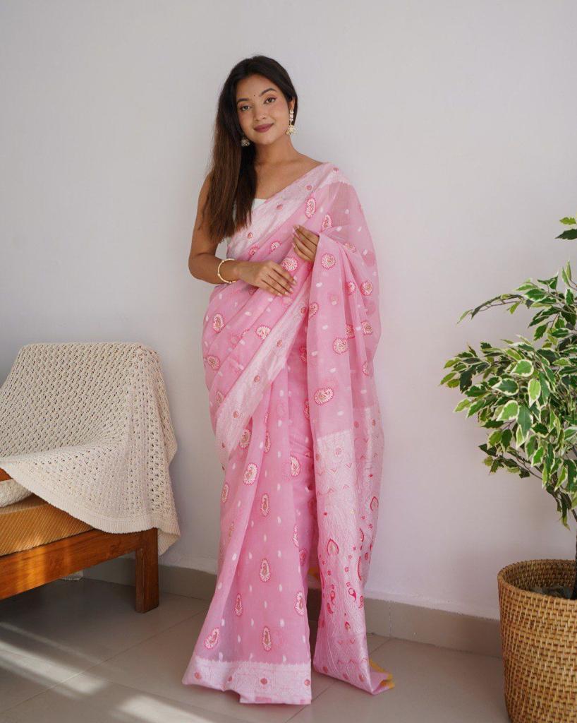 Glorious Baby Pink Cotton Silk Saree With Chatoyant Blouse Piece