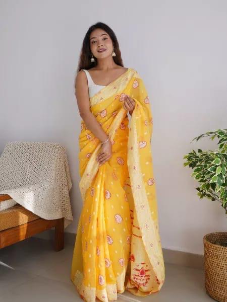 Twirling Yellow Cotton Silk Saree With Demanding Blouse Piece