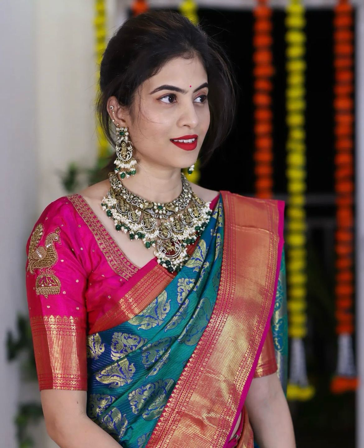 Alluring Rama Soft Silk Saree With Tremendous Blouse Piece