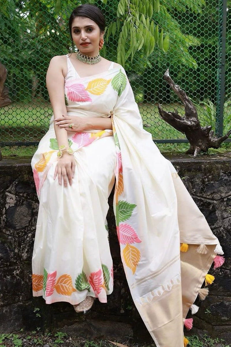 Palimpsest White Soft Silk Saree With Felicitous Blouse Piece