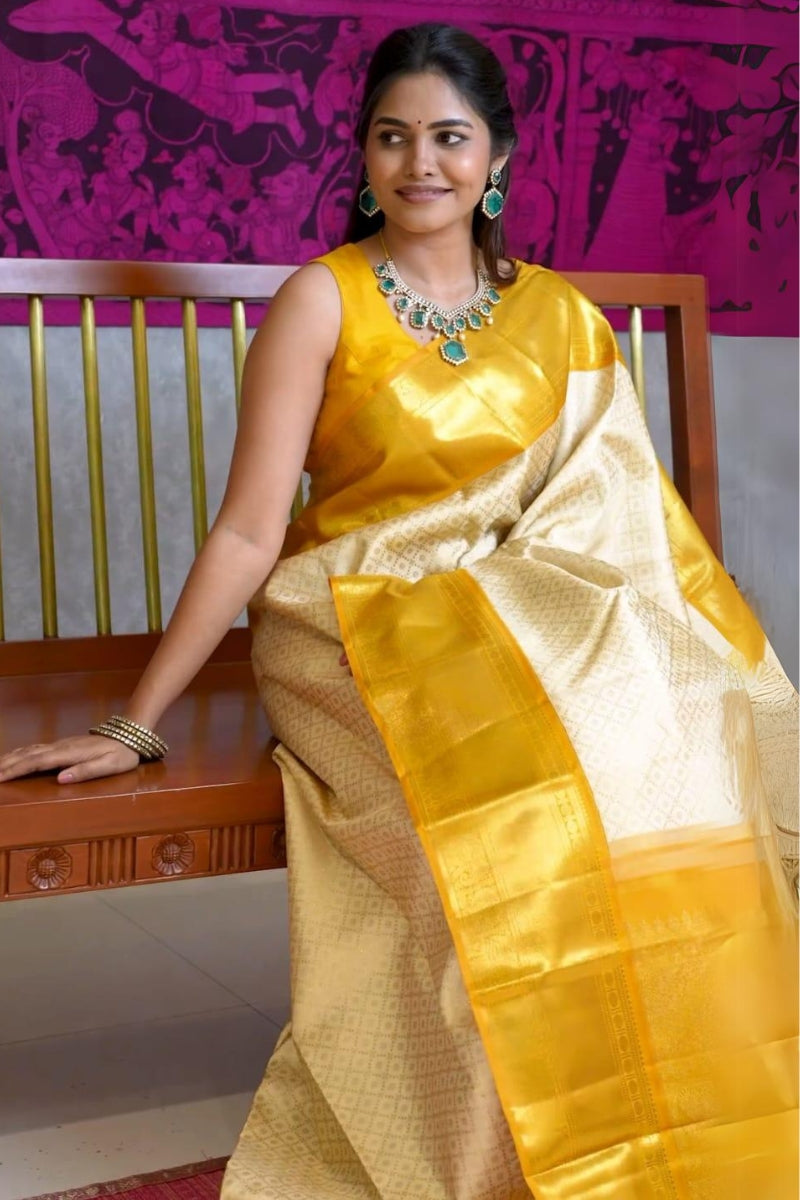 Mellifluous Beige Soft Silk Saree With Amiable Blouse Piece