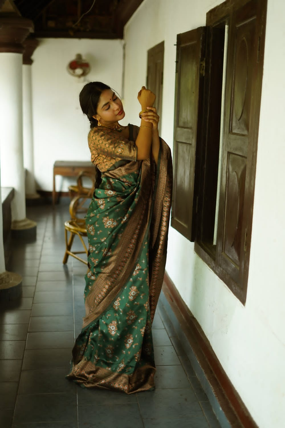 Enticing Green Soft Silk Saree With Confounding Blouse Piece