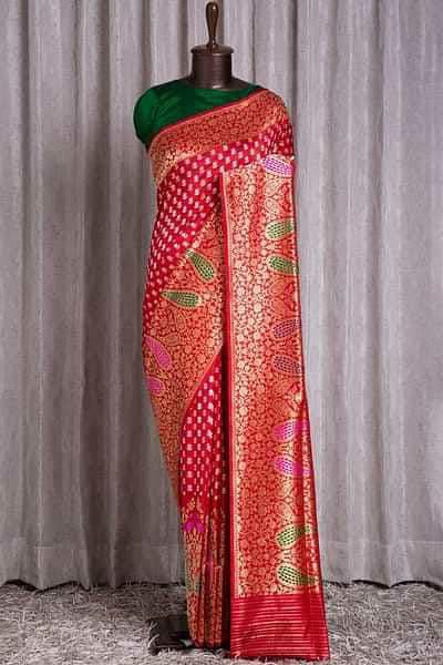 Delectable Extravagant Red Soft Silk Saree With Most Stunning Blouse Piece