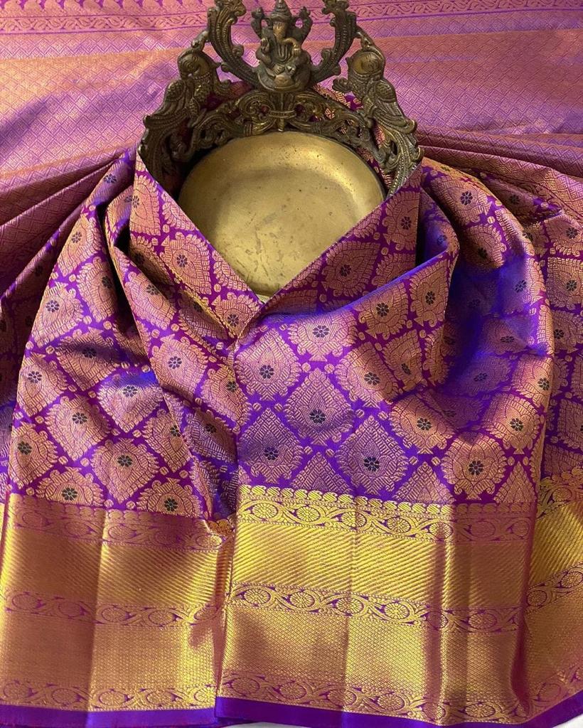 Scrupulous Purple Soft Silk Saree With Phenomenal Blouse Piece