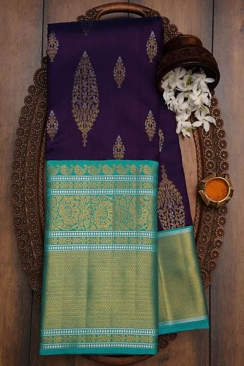 Tempting Purple Soft Silk Saree With Alluring Blouse Piece