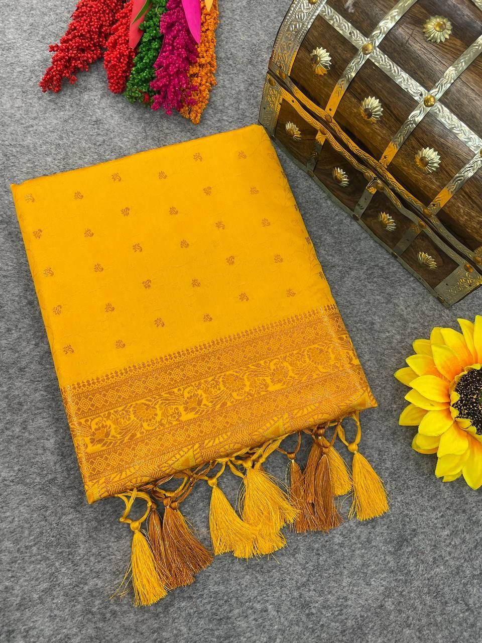 Appealing Yellow Soft Banarasi Silk Saree With Splendorous Blouse Piece