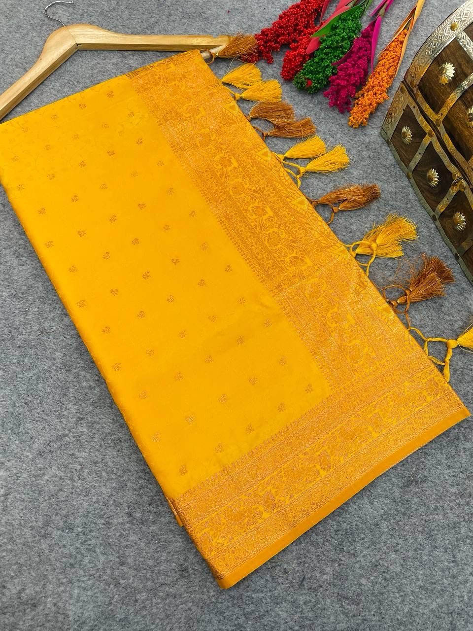 Appealing Yellow Soft Banarasi Silk Saree With Splendorous Blouse Piece