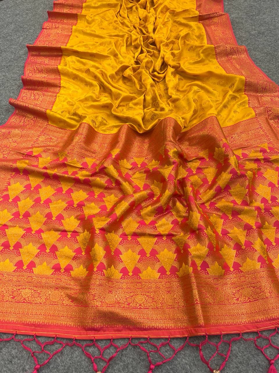 Skinny Yellow Soft Banarasi Silk Saree With Profuse Blouse Piece