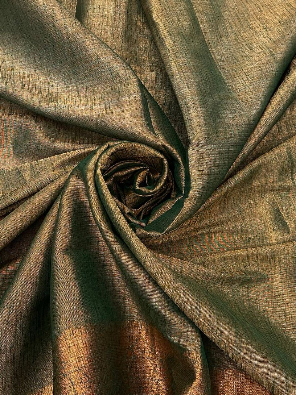 Winsome Green Cotton Silk Saree With A dreamy Blouse Piece