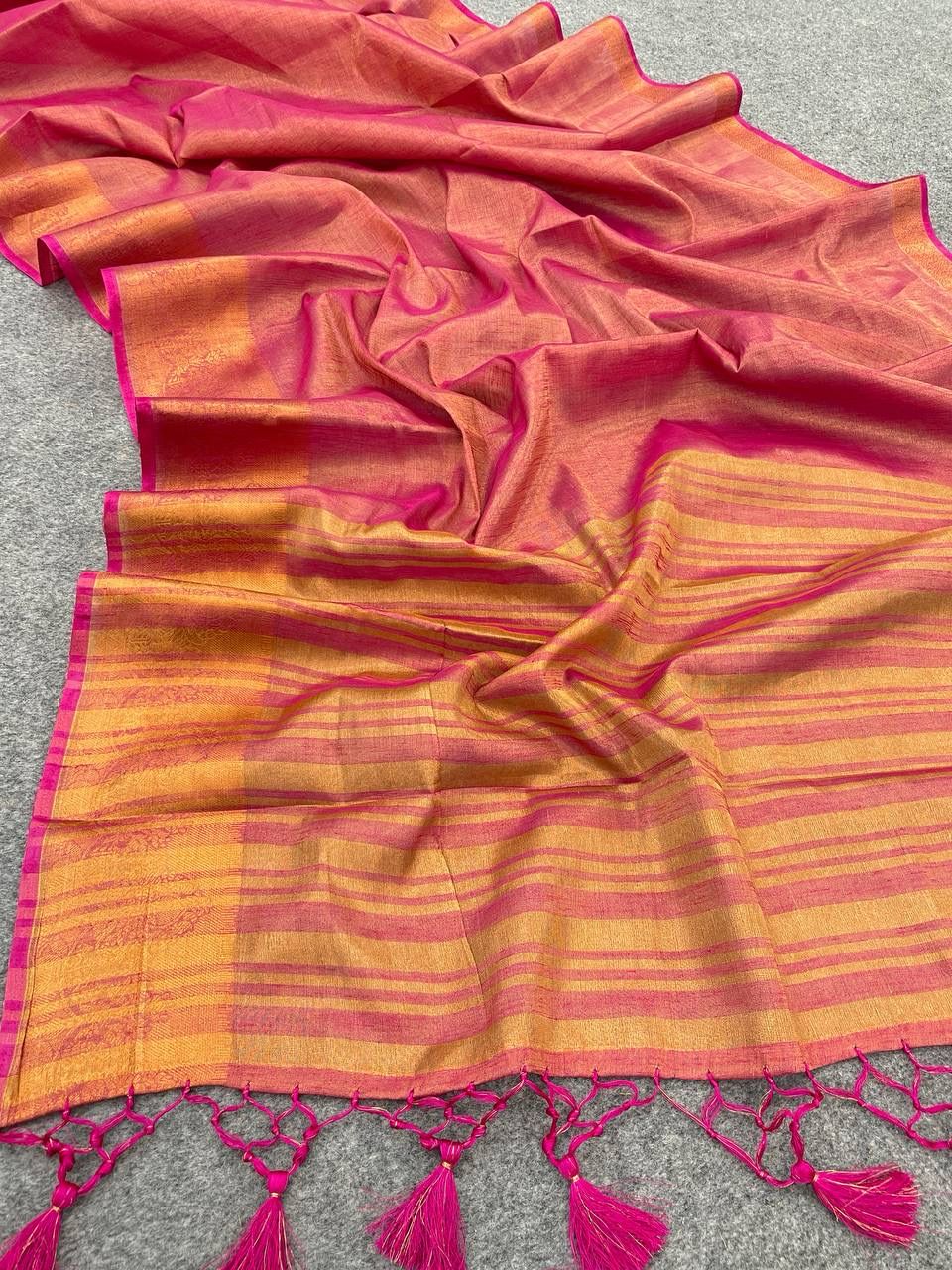 Glamorous Pink Cotton Silk Saree With Exquisite Blouse Piece