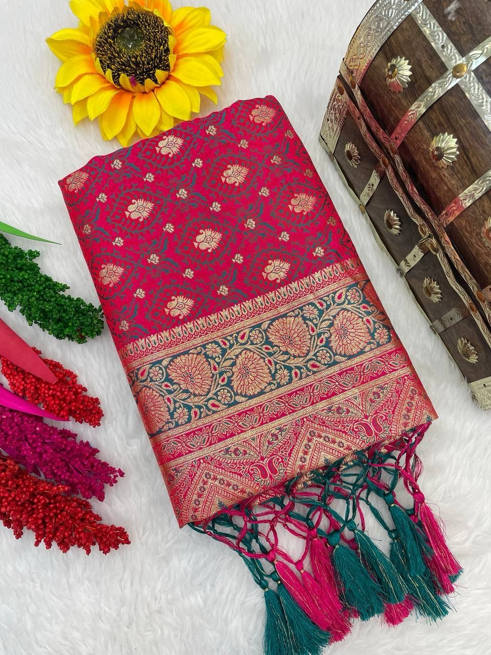 Artistic Dark Pink Soft Banarasi Silk Saree With Posh Blouse Piece