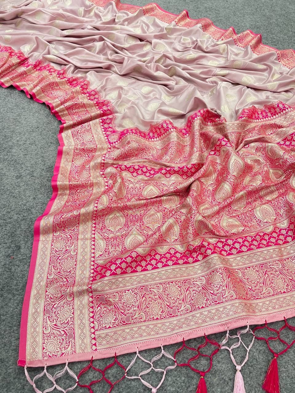 Smashing Baby Pink Soft Banarasi Silk Saree With Lustrous Blouse Piece