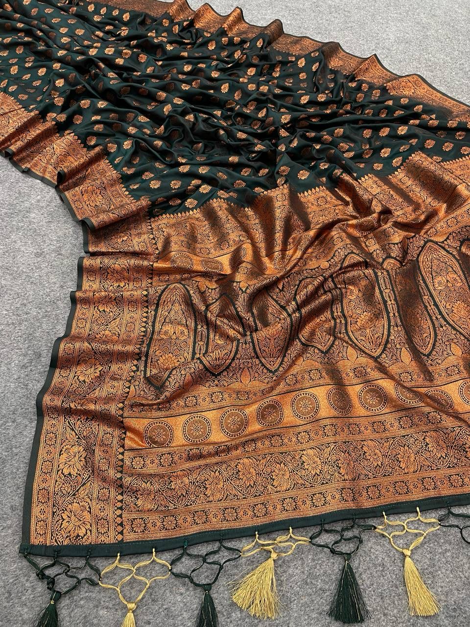 Denouement Dark Green Soft Banarasi Silk Saree With Luminous Blouse Piece