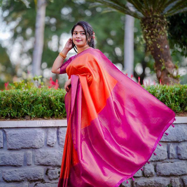 Inspiring Orange Soft Silk Saree With Captivating Blouse Piece