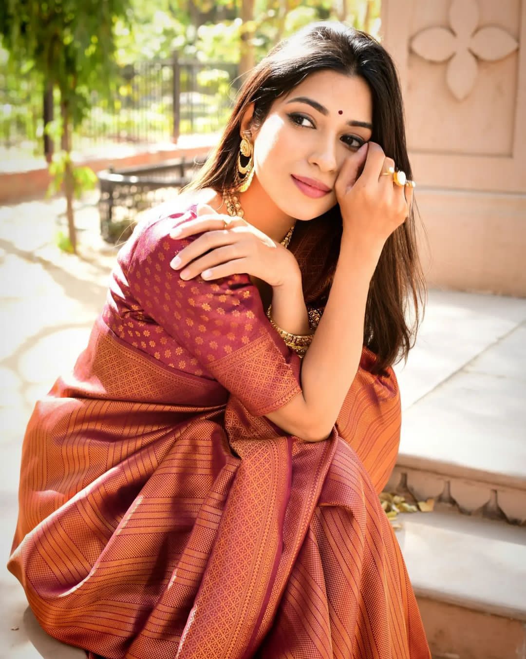 Innovative Wine Soft Silk Saree With Girlish Blouse Piece