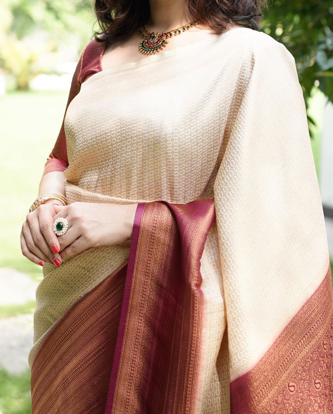 Engrossing Beige Soft Silk Saree With Invaluable Blouse Piece