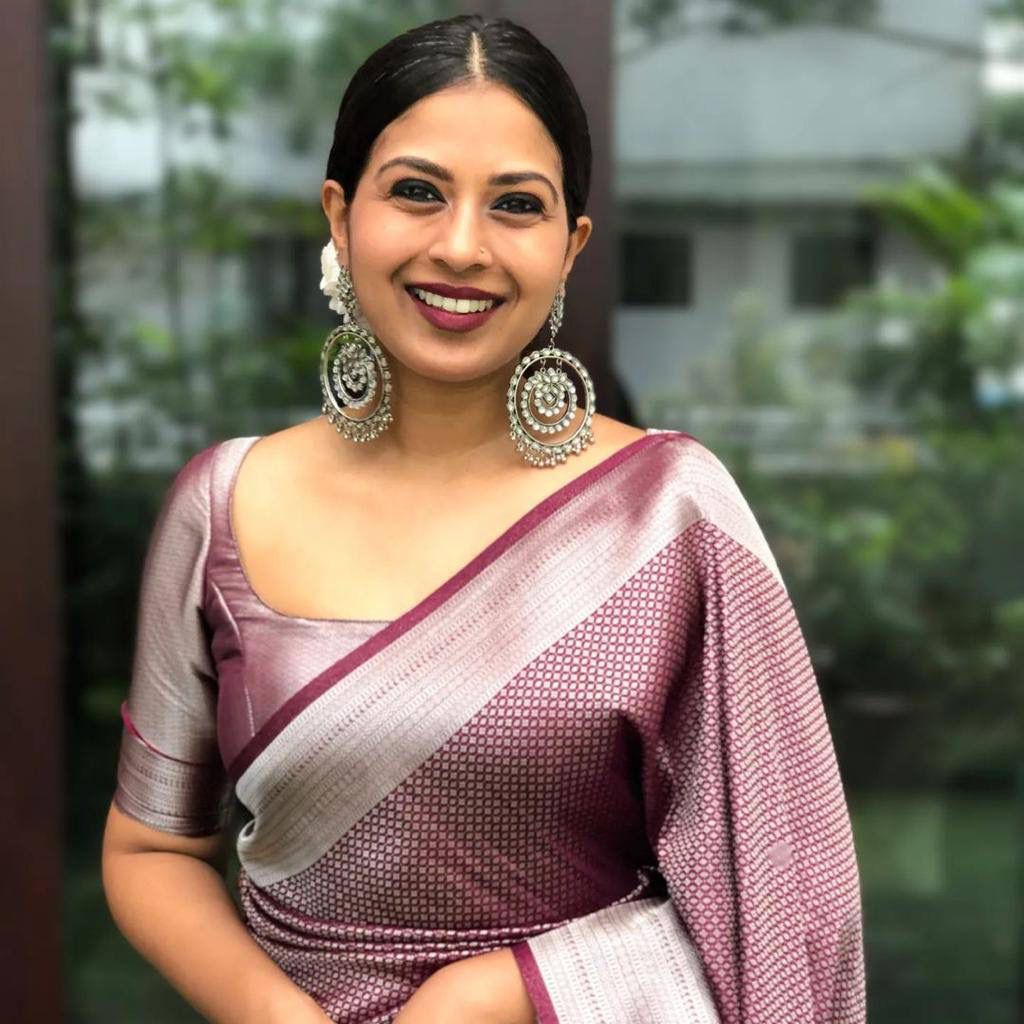 Flameboyant Brown Soft Silk Saree with Outstanding Blouse Piece