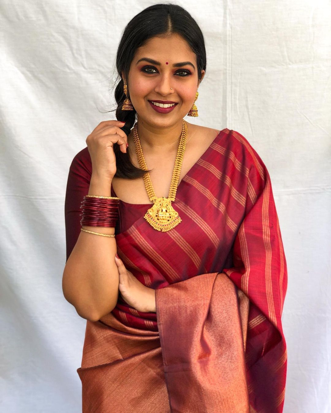 Ideal Maroon Soft Silk Saree with Assemblage Blouse Piece