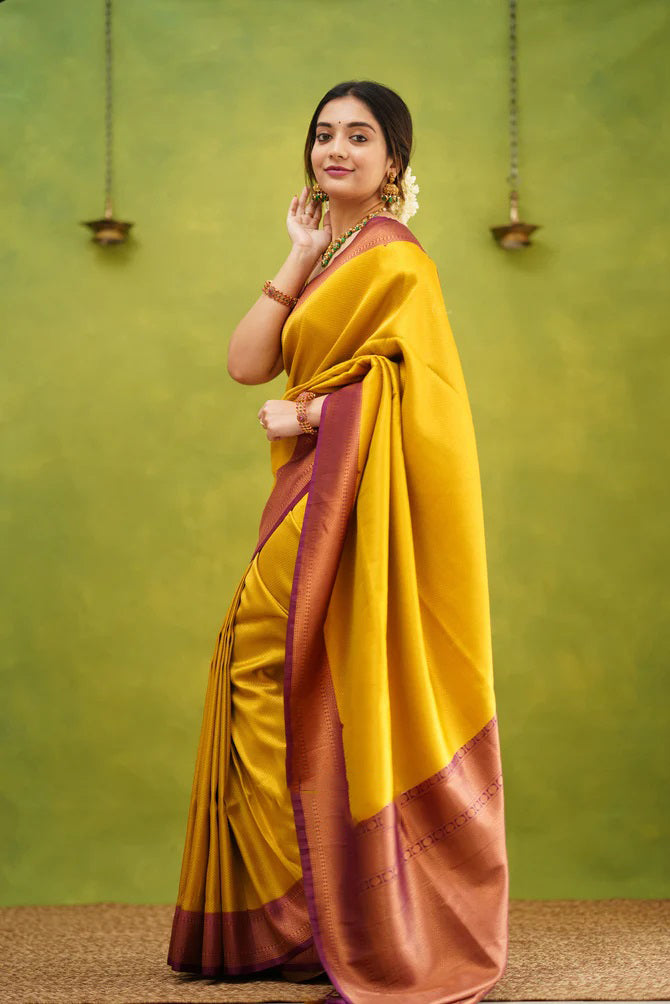 Artistic Golden Soft Silk Saree with Appealing Blouse Piece