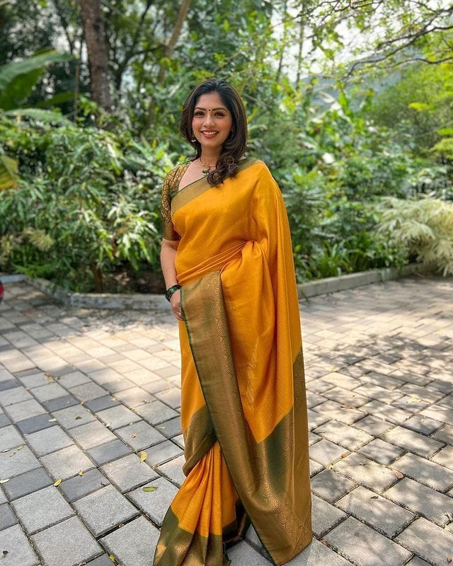 Glowing Yellow Soft Silk Saree with Hypnotic Blouse Piece