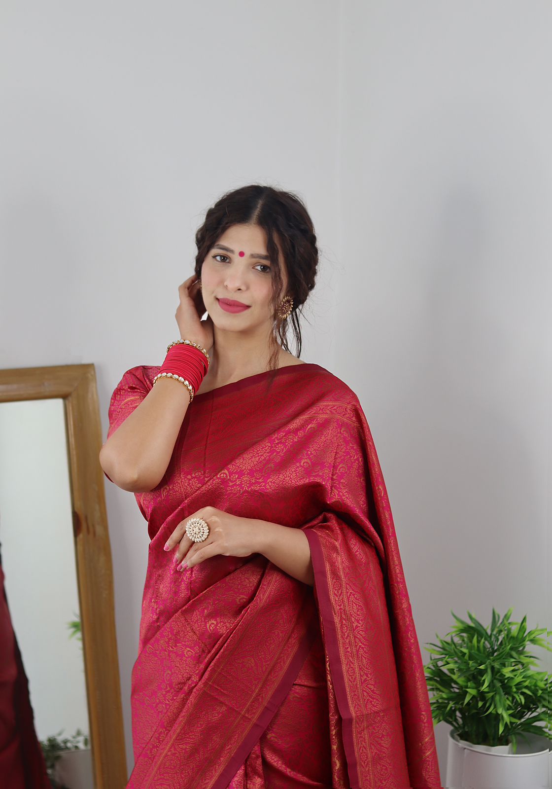 Alluring Dark Pink Soft Silk Saree With Palimpsest Blouse Piece