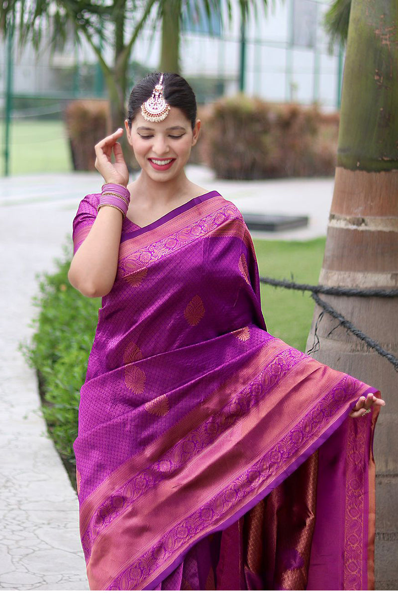 Sonorous Purple Soft Silk Saree With Smashing Blouse Piece