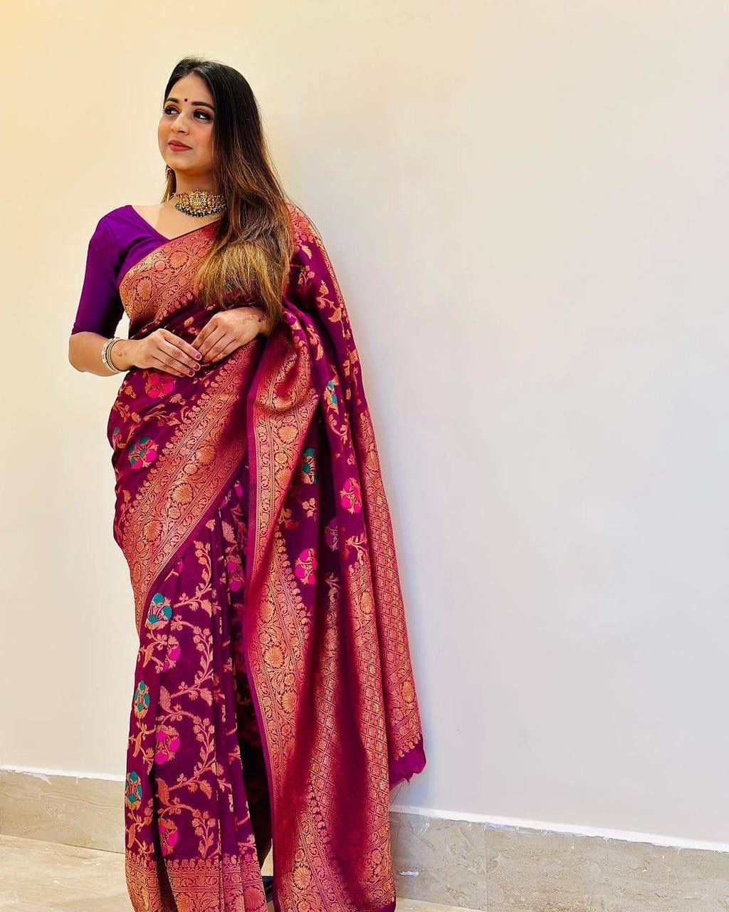 Propinquity Purple Soft Silk Saree With Sempiternal Blouse Piece