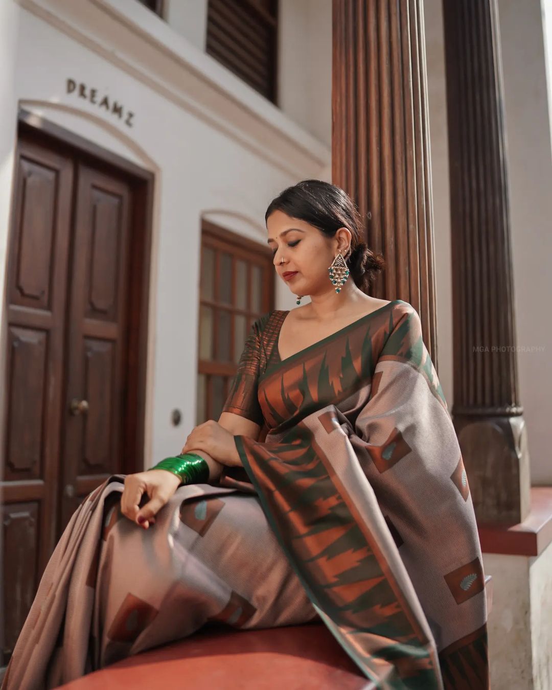 Imbrication Grey Soft Silk Saree With Prominent Blouse Piece