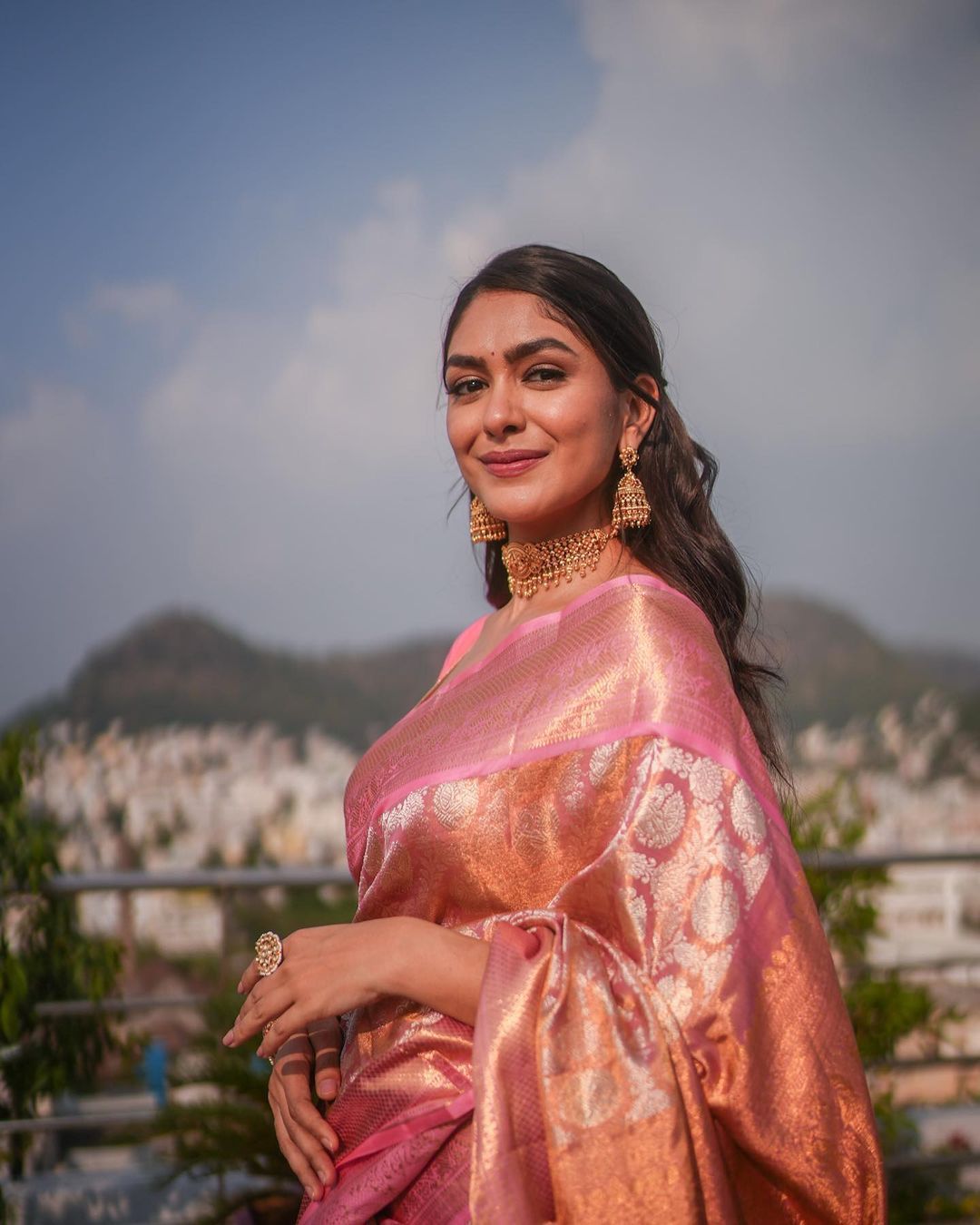 Beleaguer Pink Soft Silk Saree With Surreptitious Blouse Piece