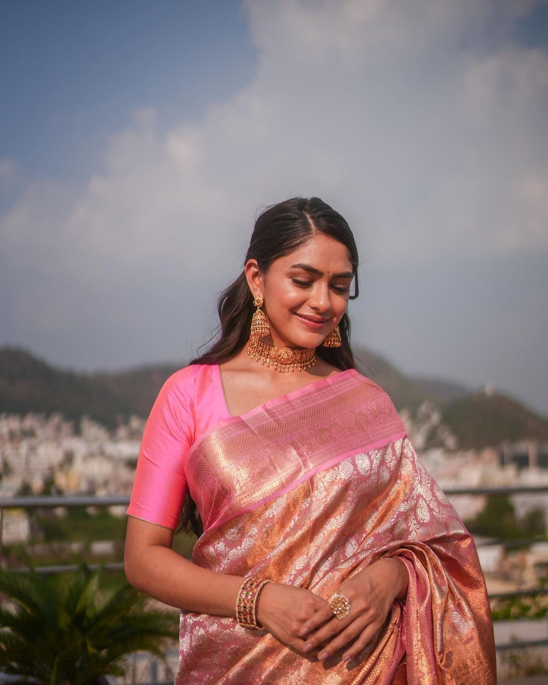 Beleaguer Pink Soft Silk Saree With Surreptitious Blouse Piece