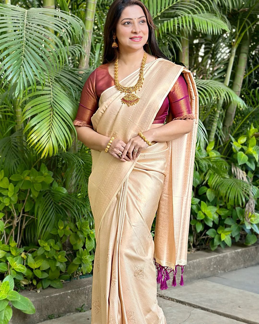 Most Flattering Cream Soft Silk Saree With Pleasant Blouse Piece